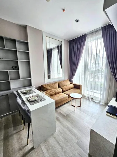 Edge Sukhumvit 23