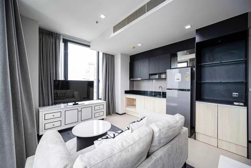 Edge Sukhumvit 23 — photo 3