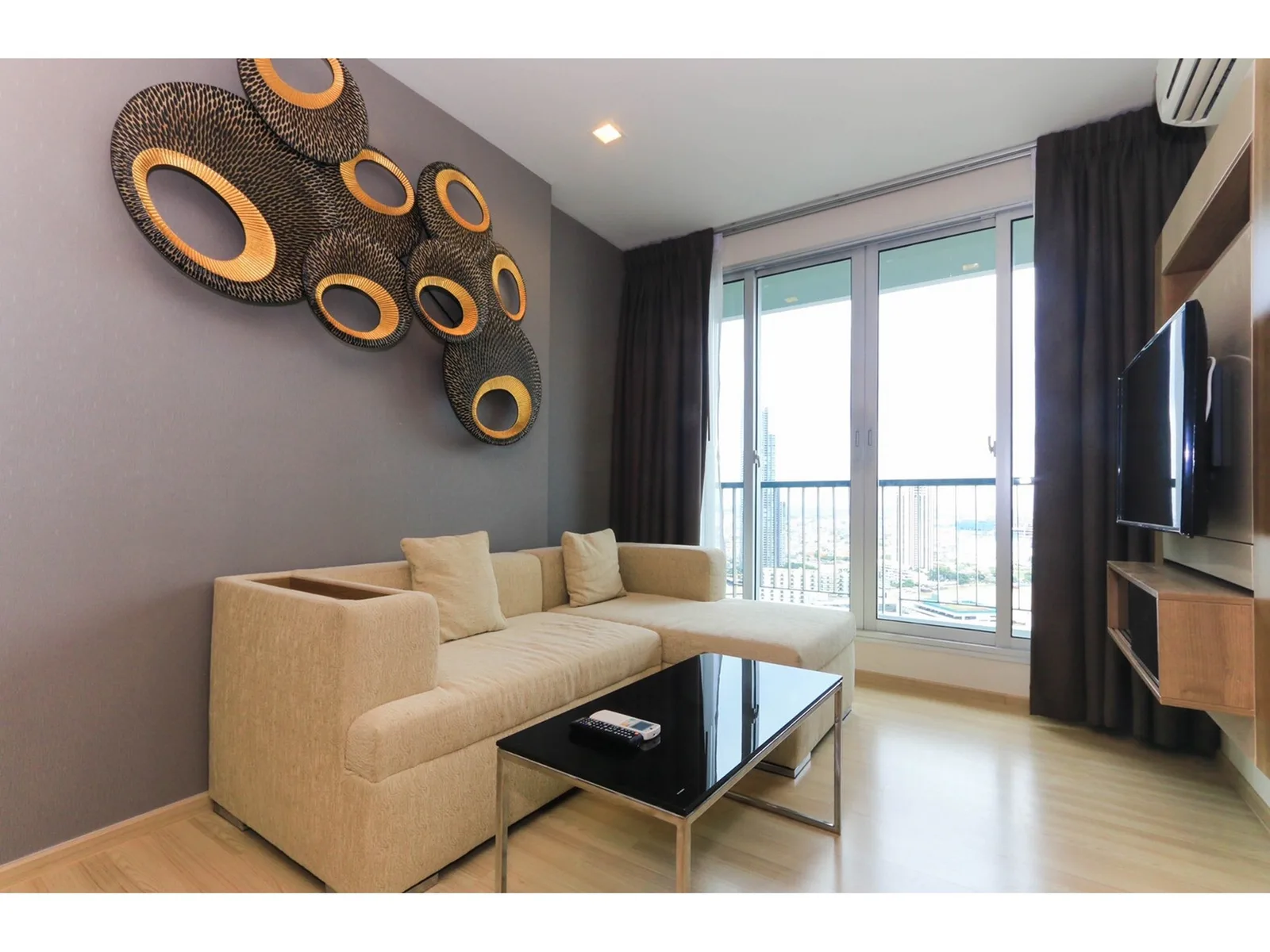 Rhythm Sathorn — photo 1