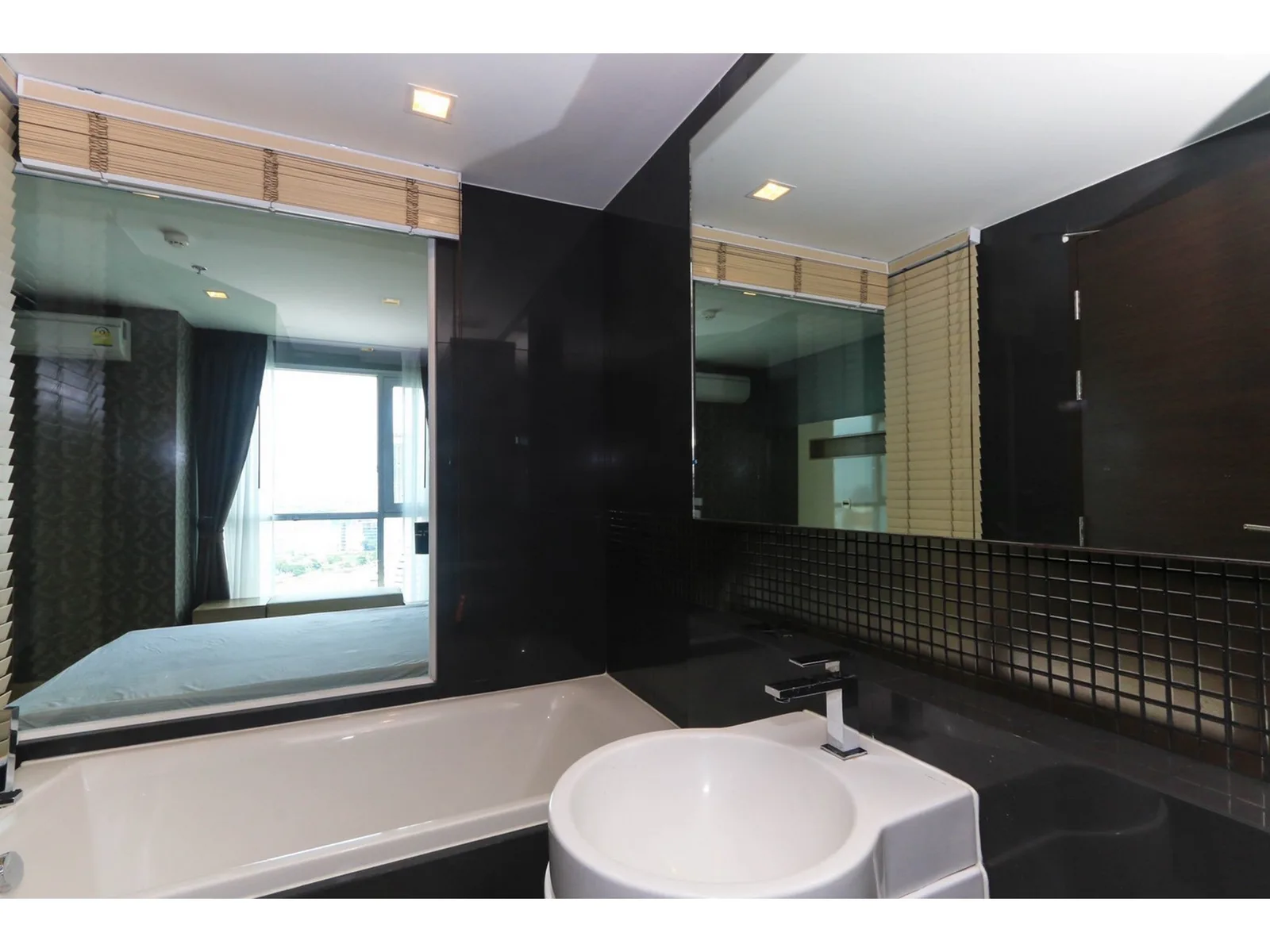 Rhythm Sathorn — photo 5