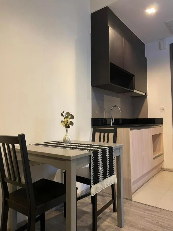 Edge Sukhumvit 23 — photo 4