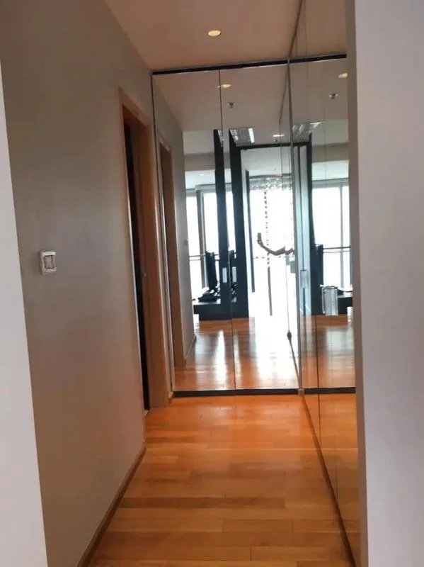 The Emporio Place — photo 11