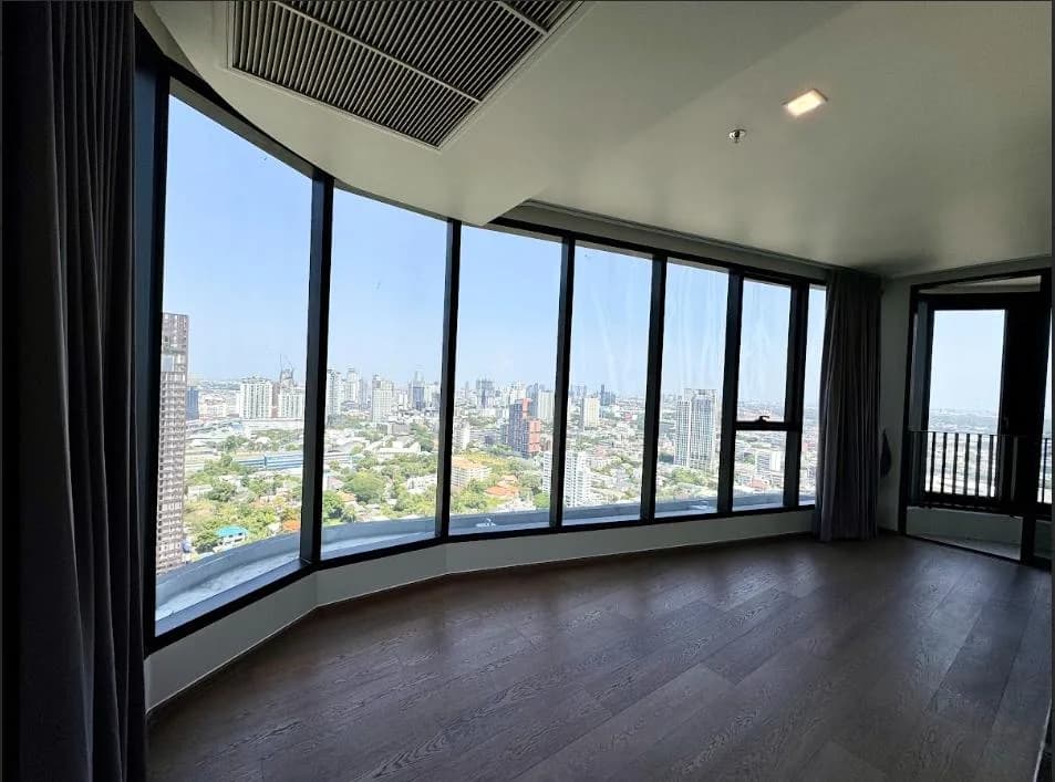 Ideo Q Sukhumvit 36 — photo 1