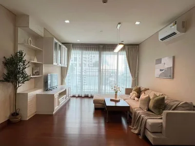 Ivy Thonglor