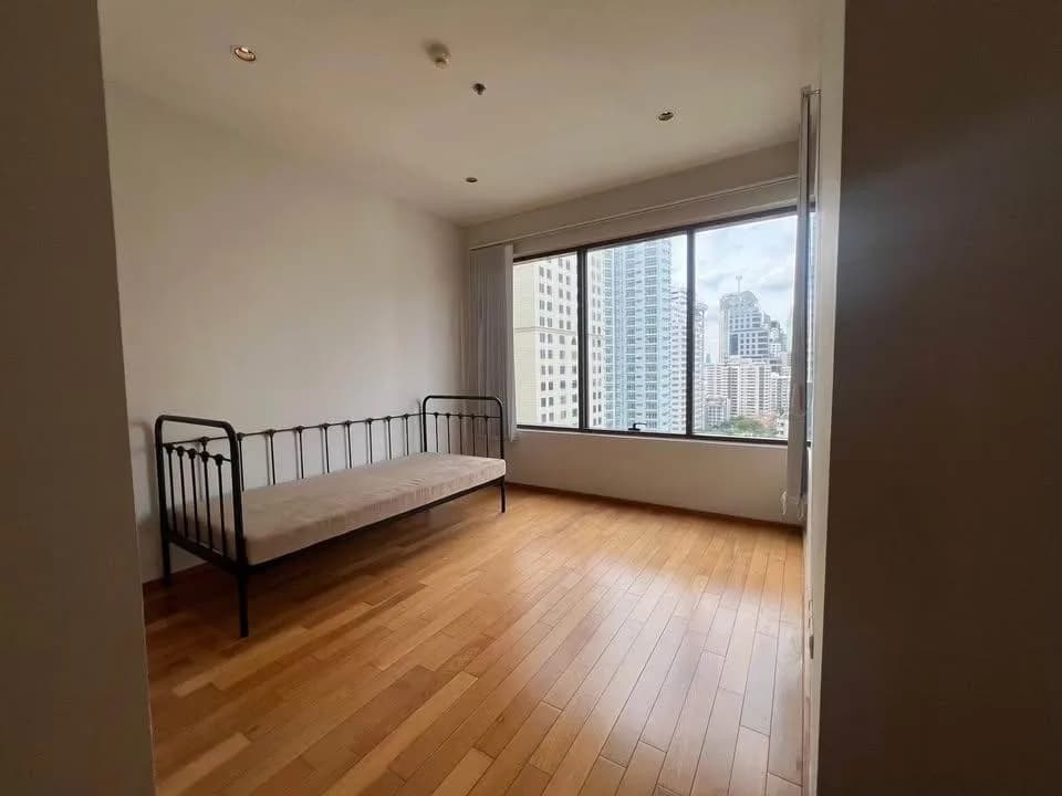 The Emporio Place — photo 15
