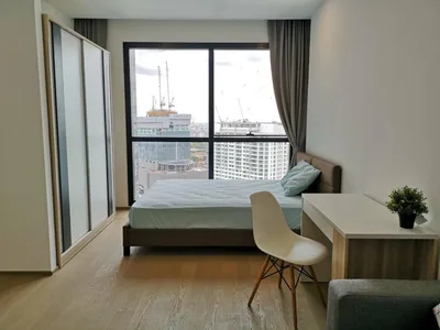 Ashton Chula - Silom