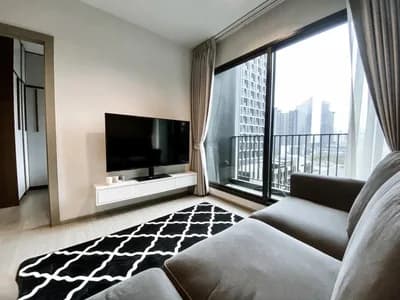 LIFE Asoke - Rama 9