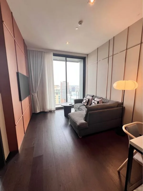 Laviq Sukhumvit 57 — photo 1
