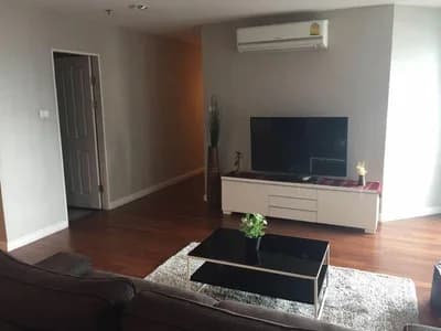 Belle Grand Rama 9