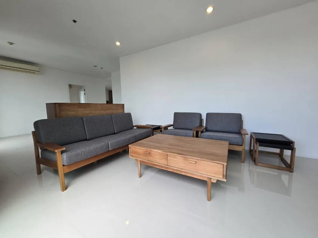 Villa Asoke — photo 1