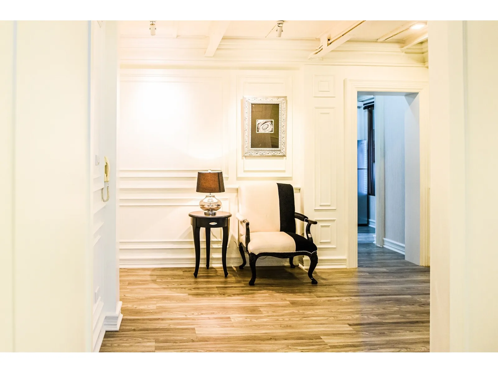 The Emporio Place — photo 11