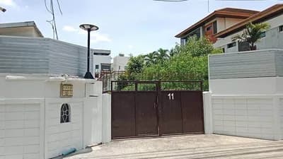 Townhouse Soi Yen Akat 3