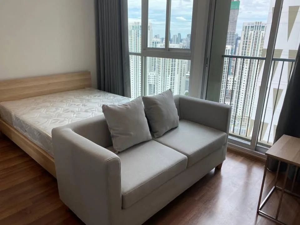 Noble Revolve Ratchada 2 — photo 1