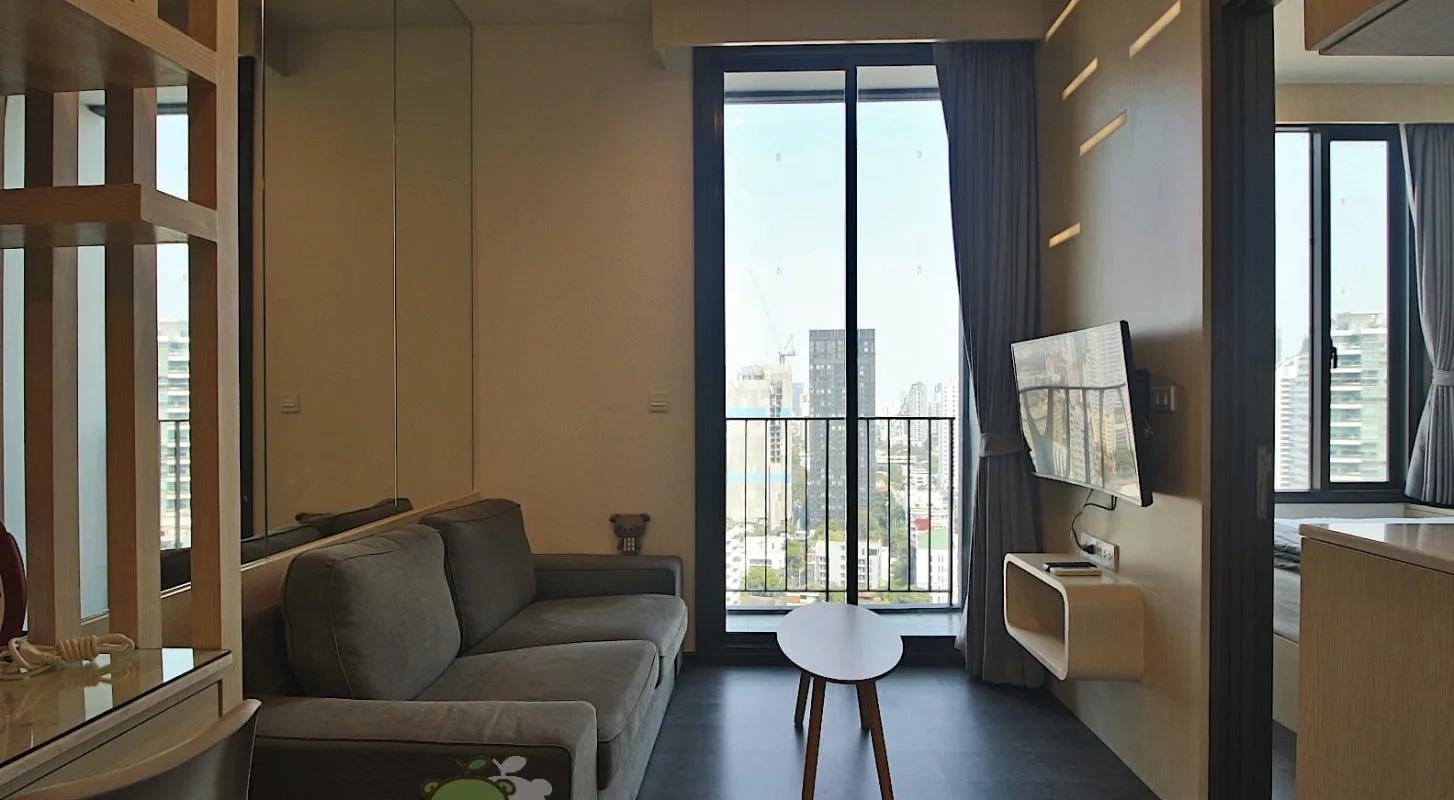 Edge Sukhumvit 23 — photo 6