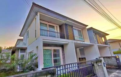 Golden Neo Bangna-kingkaew