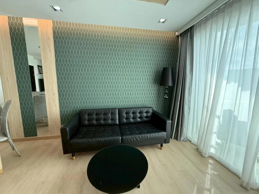 Sky Walk Condominium — photo 2
