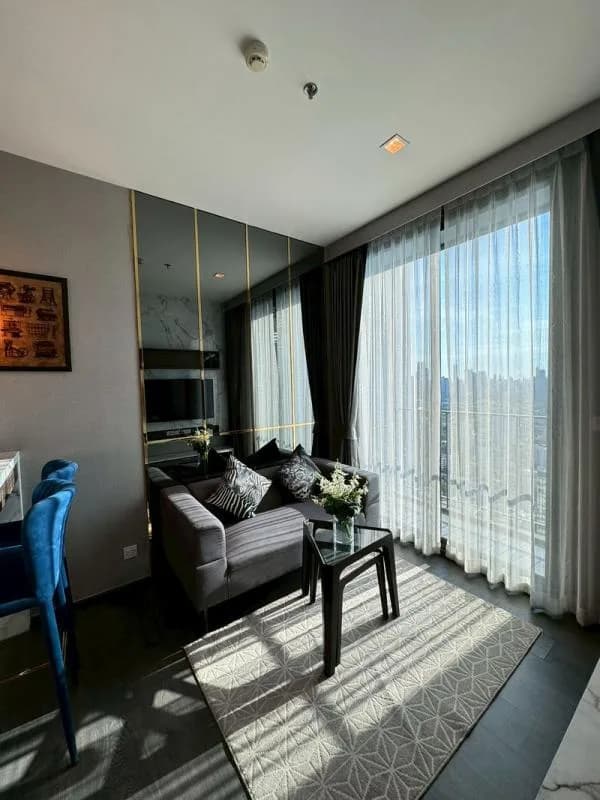 Edge Sukhumvit 23 — photo 1