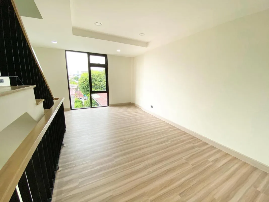 Townhome — photo 7