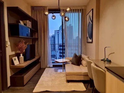 Edge Sukhumvit 23