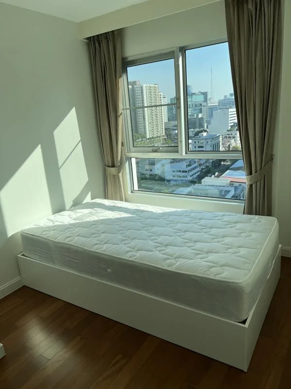 Belle Grand Rama 9 — photo 12
