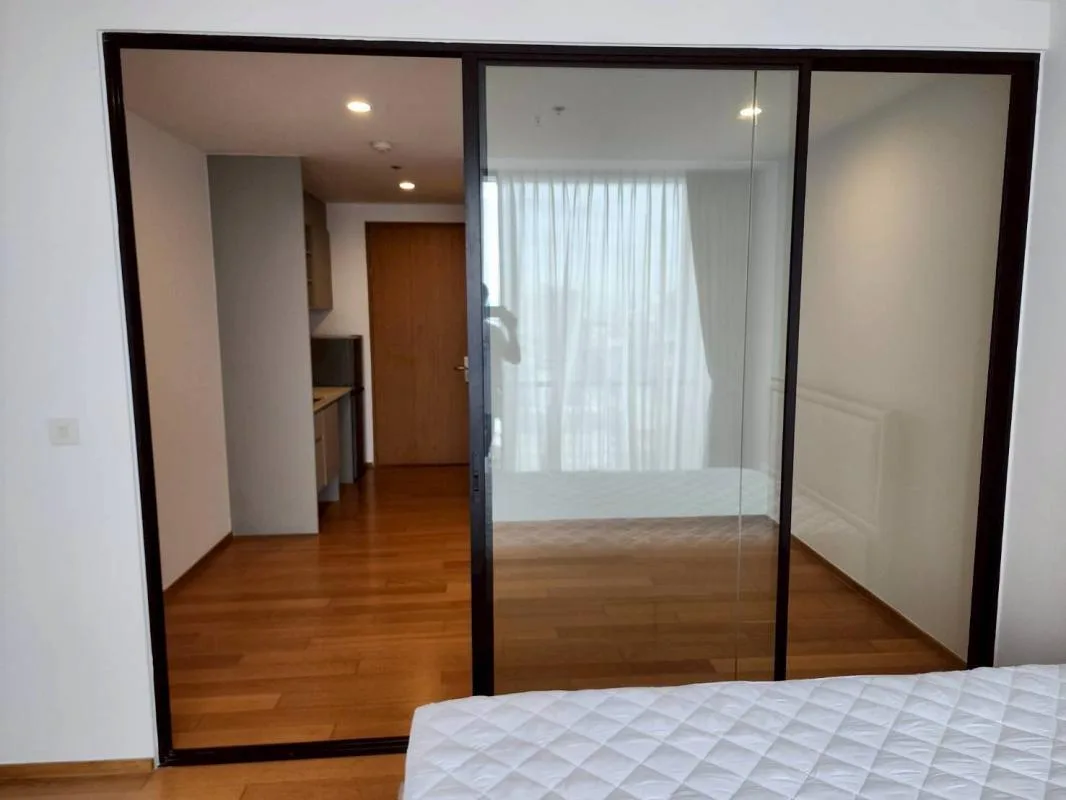Noble Revolve Silom — photo 1