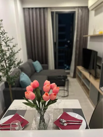 M Thonglor 10
