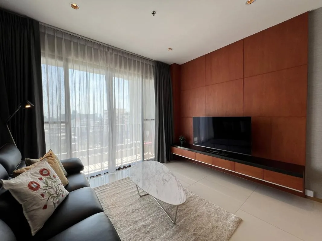 The Emporio Place — photo 2