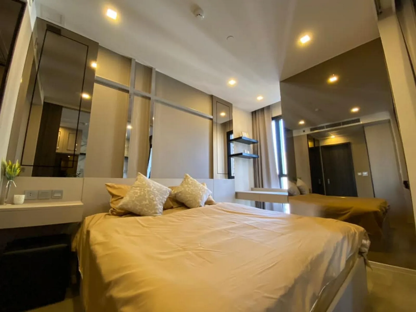 Ashton Asoke — photo 10