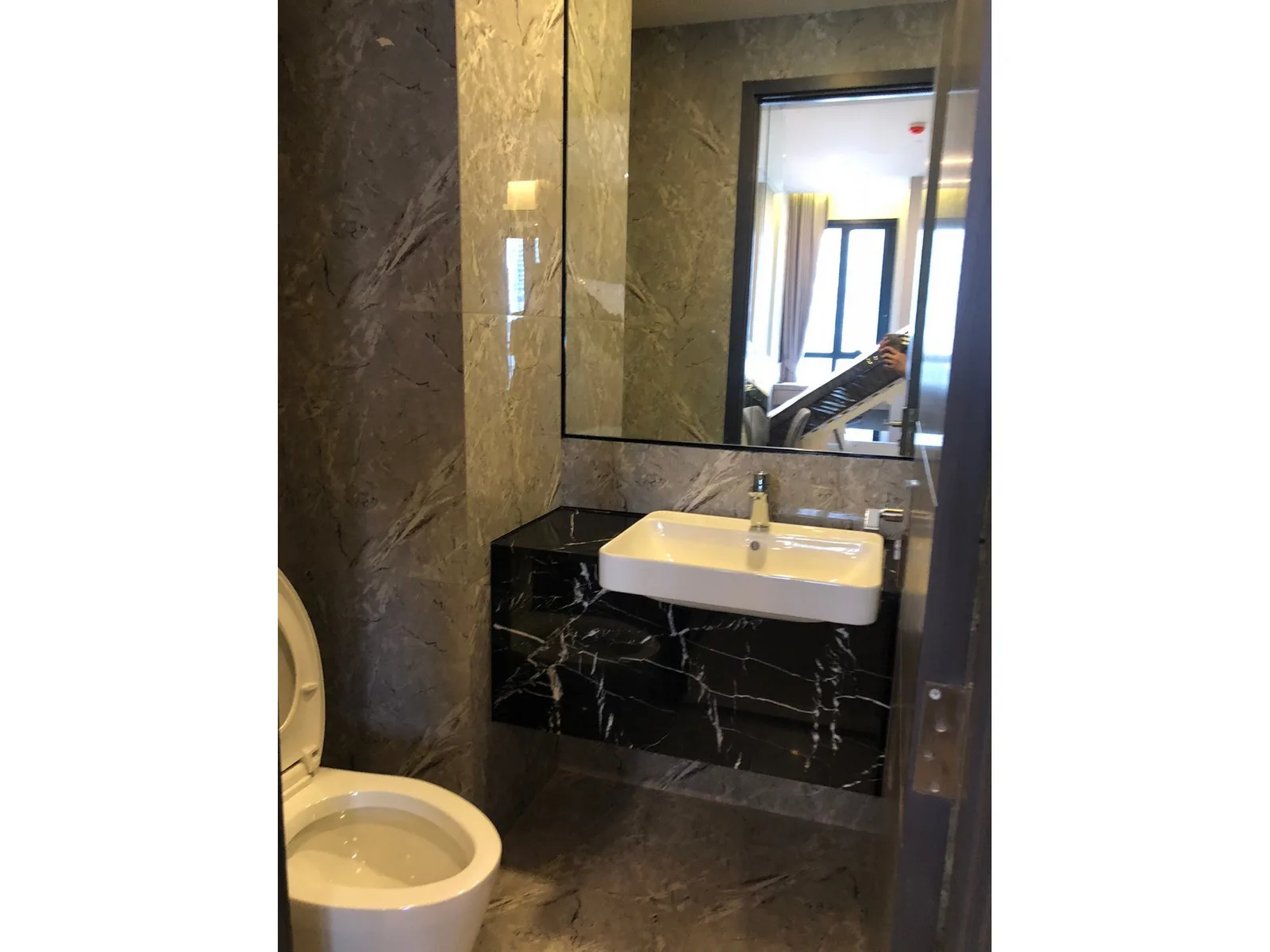 Ashton Asoke — photo 11