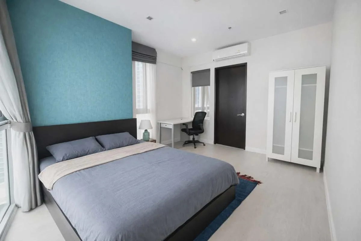 Sky Walk Condominium — photo 6