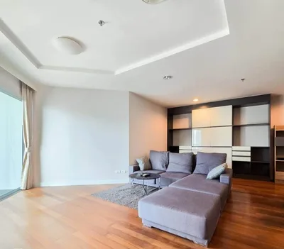 Belle Grand Rama 9