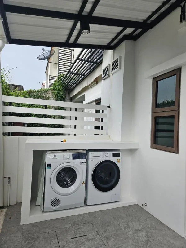 Townhome — photo 13