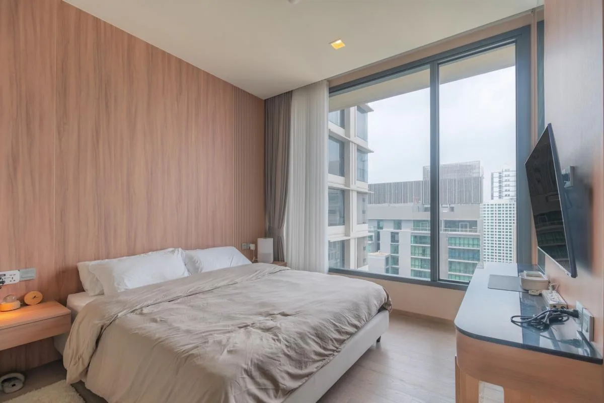 The Esse Asoke — photo 10