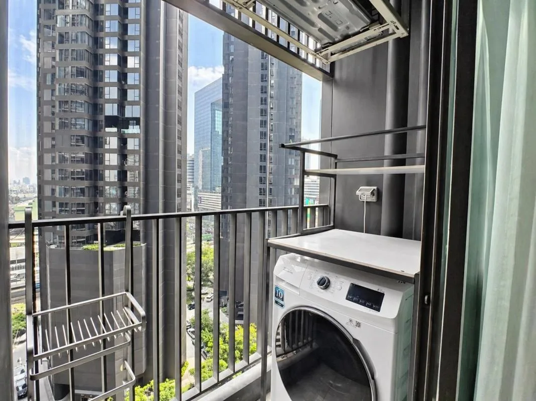 LIFE Asoke - Rama 9 — photo 9