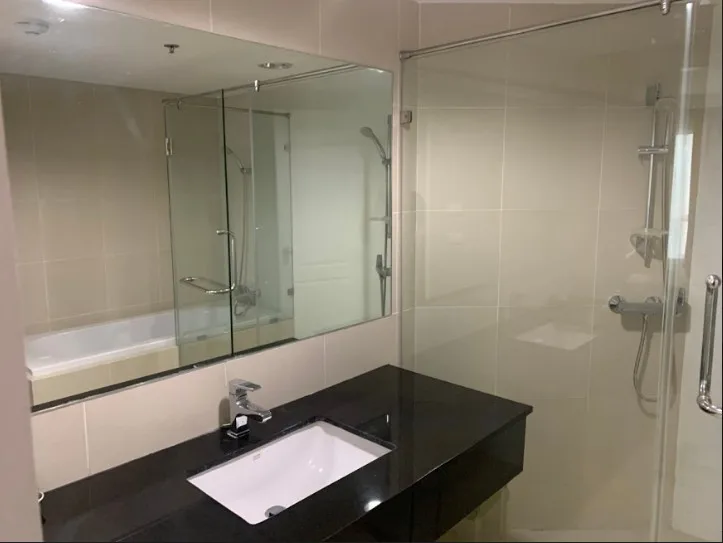 Belle Grand Rama 9 — photo 12