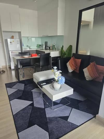 Urbano Absolute Sathon - Taksin