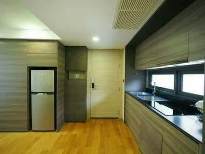 Klass Condo Langsuan