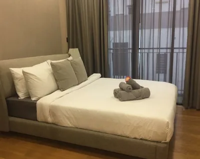 Klass Condo Langsuan