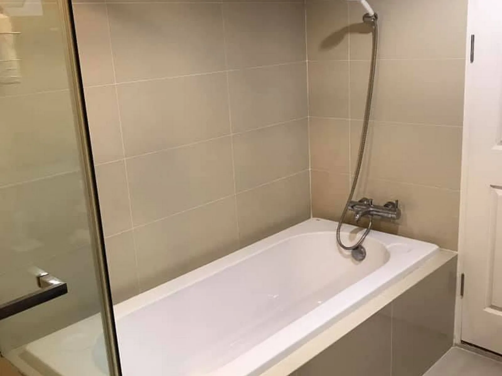 Belle Grand Rama 9 — photo 10