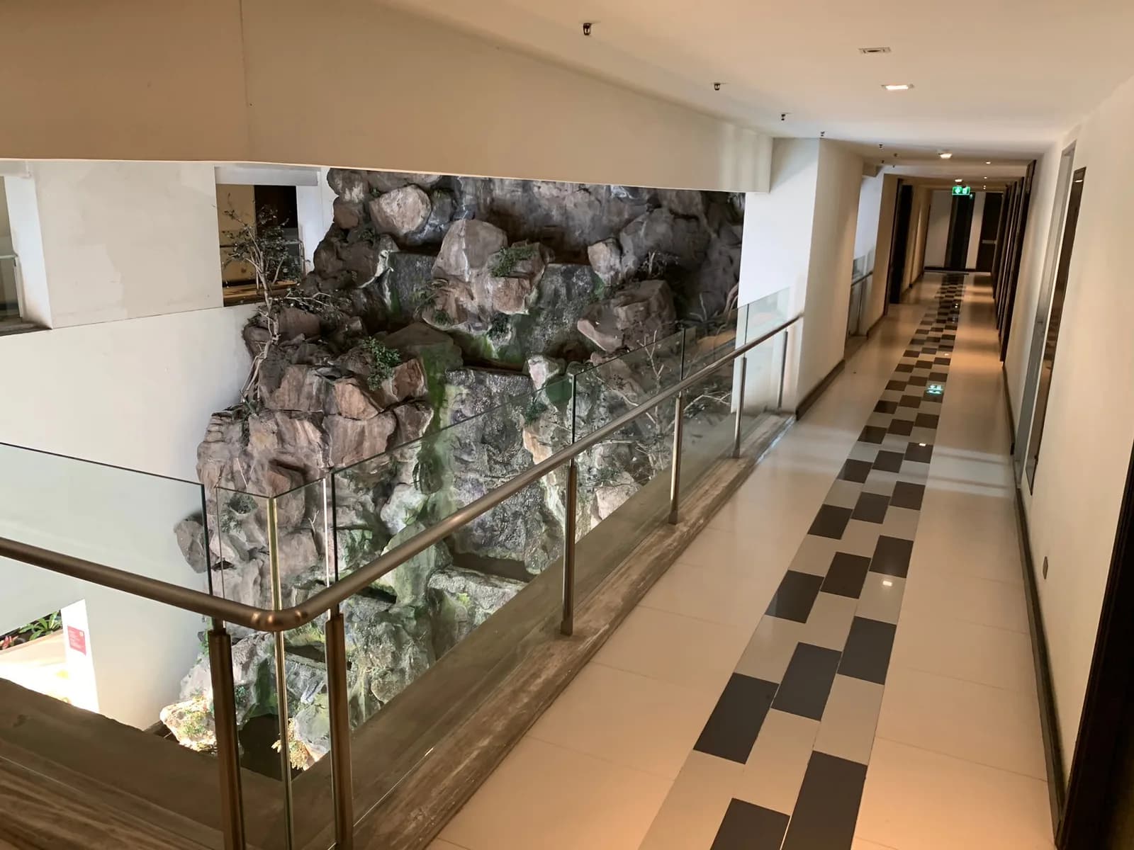 Sky Walk Condominium — photo 8