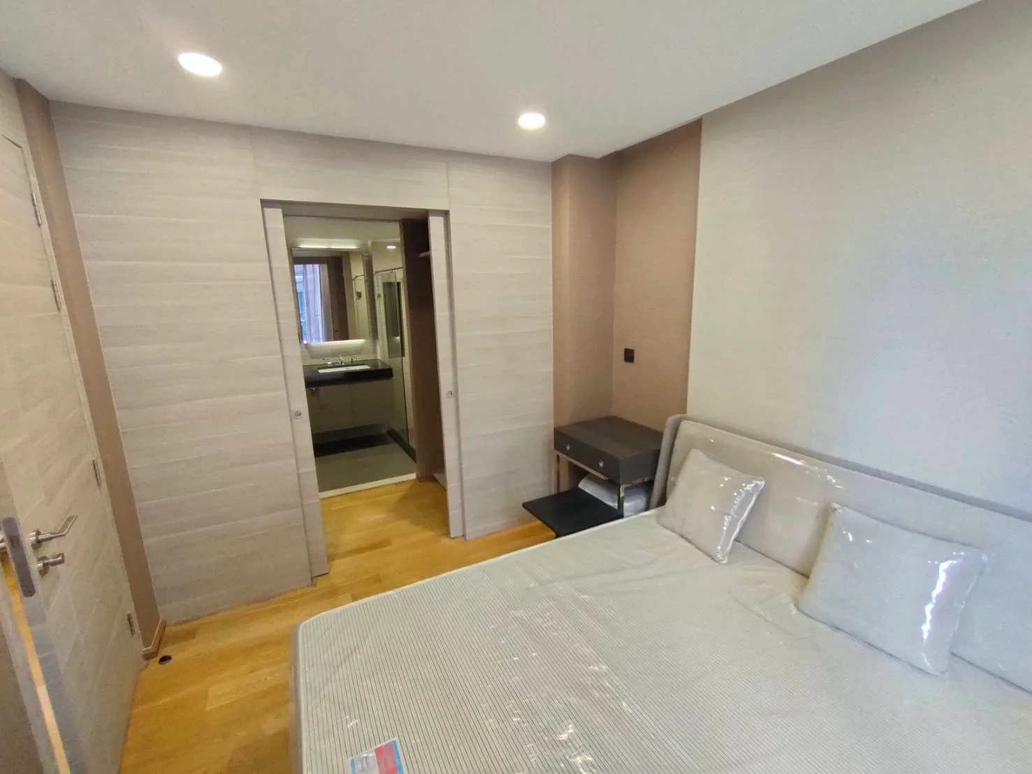 Klass Condo Langsuan — photo 14