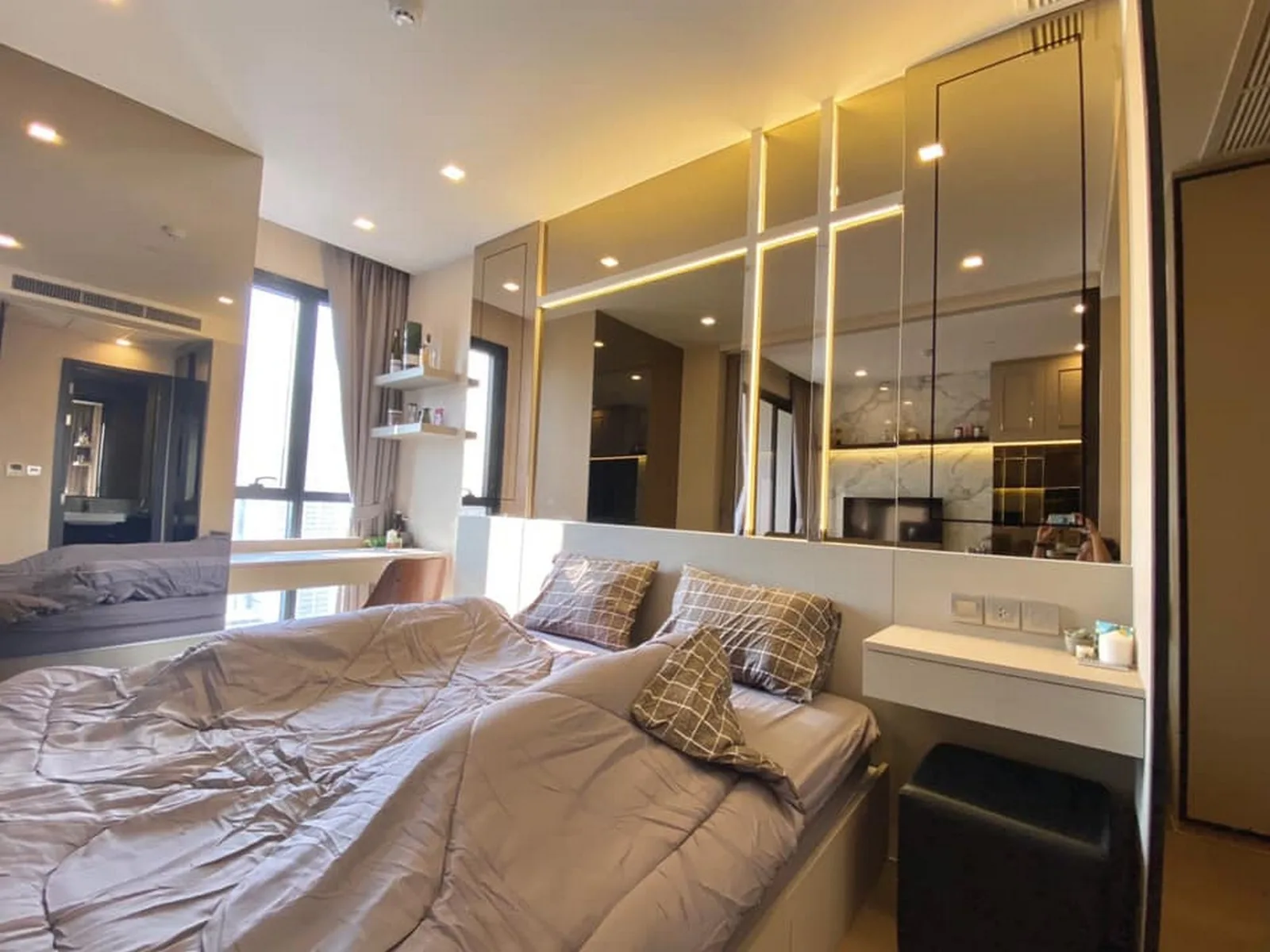 Ashton Asoke — photo 6