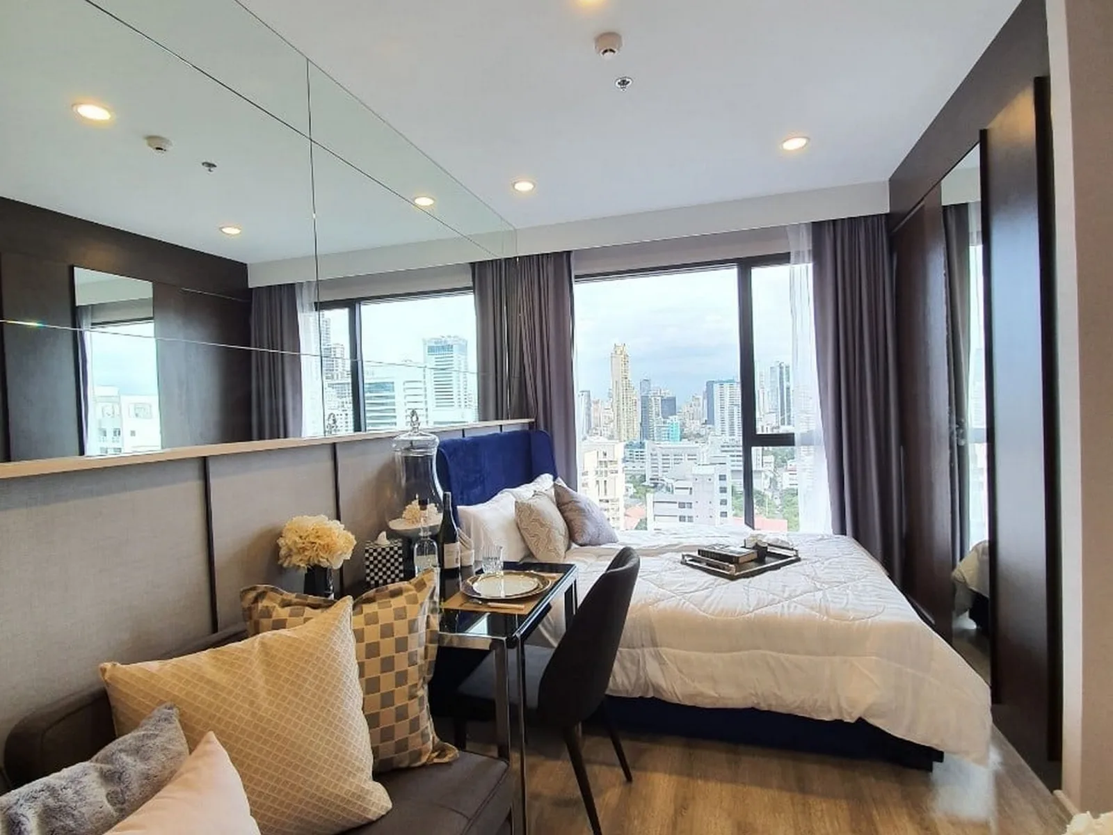Ideo Mobi Asoke — photo 2