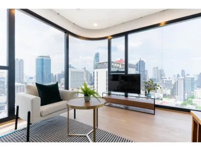 Ashton Chula - Silom