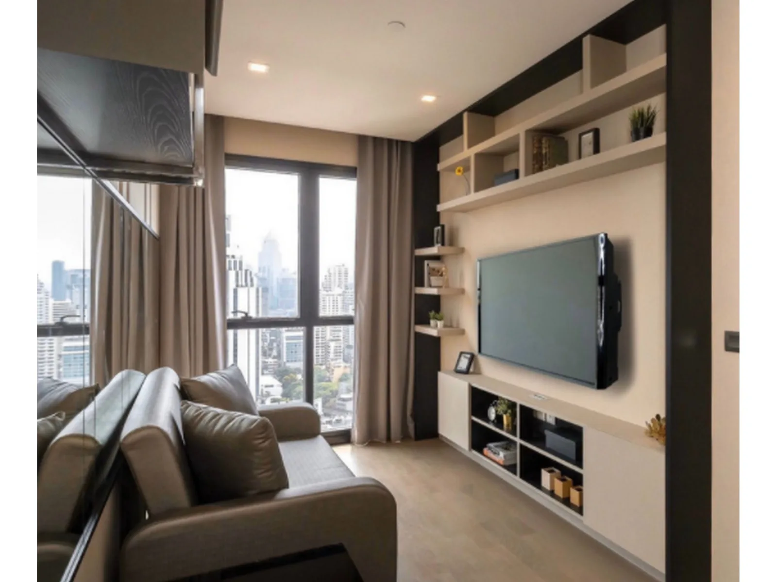 Ashton Asoke — photo 1