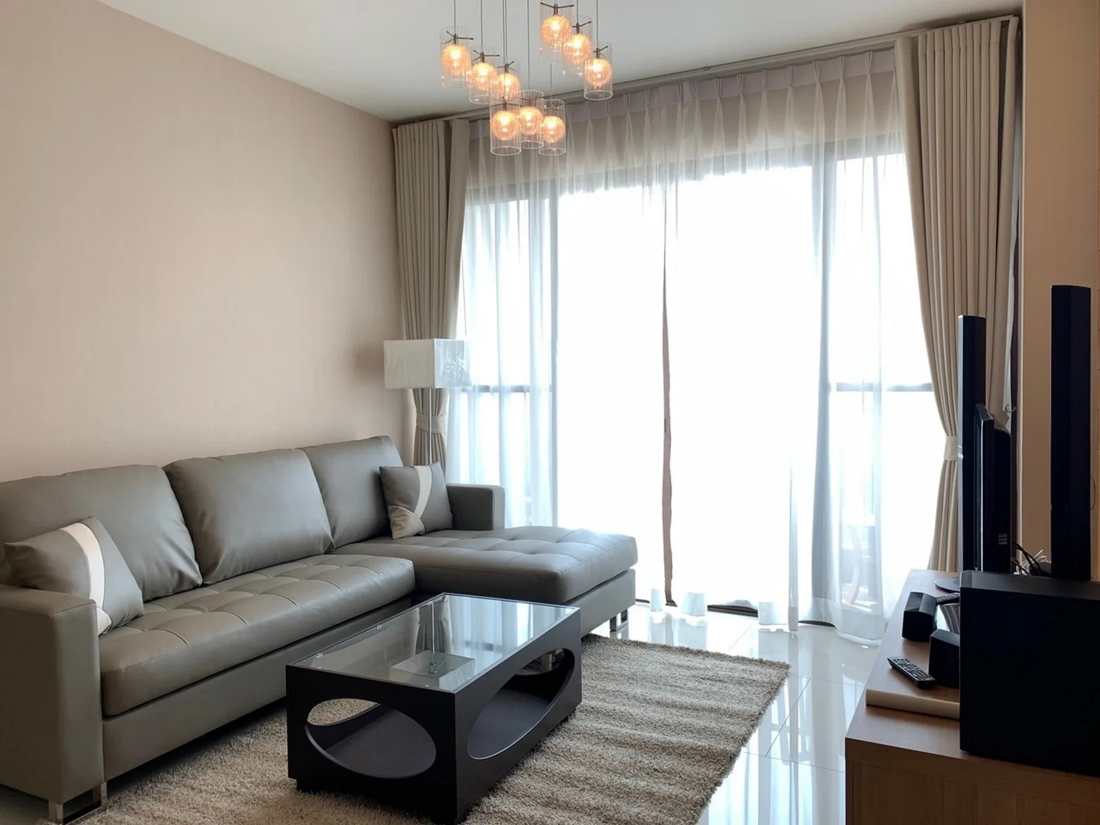 The Emporio Place — photo 1