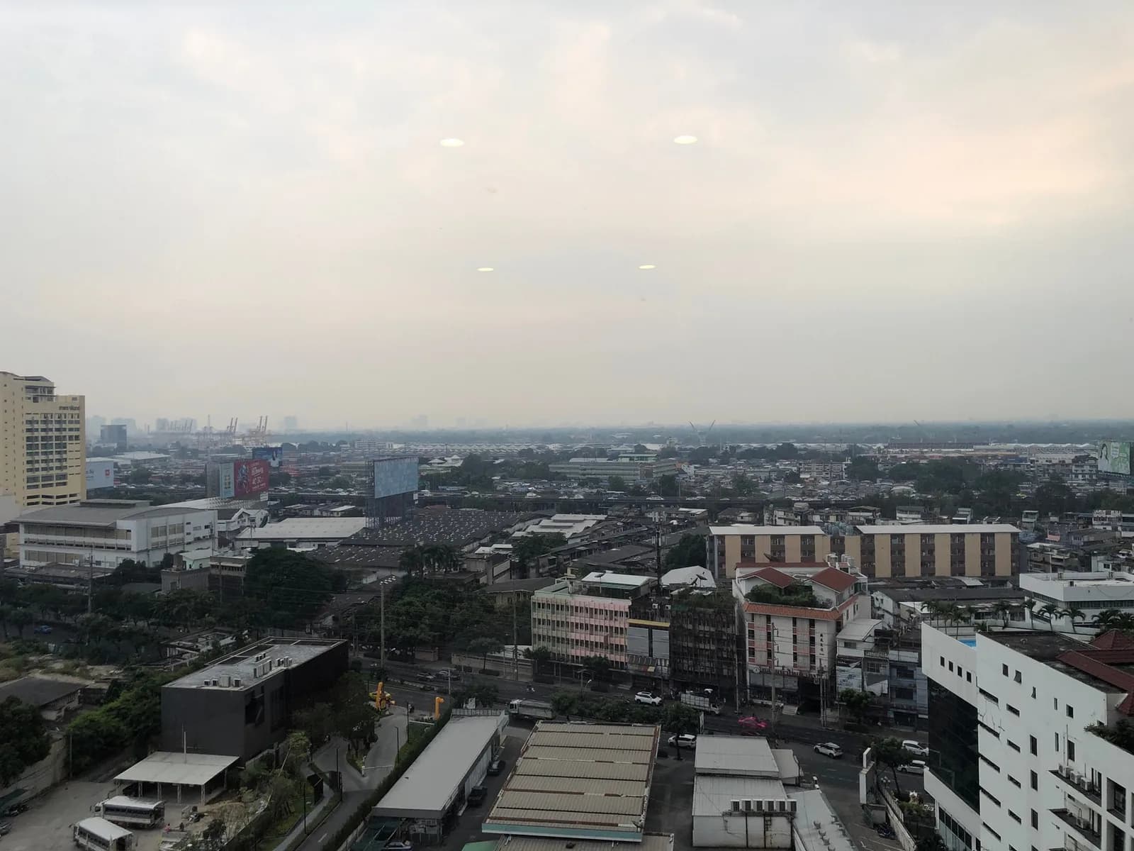 OKA HAUS Sukhumvit 36 — photo 13