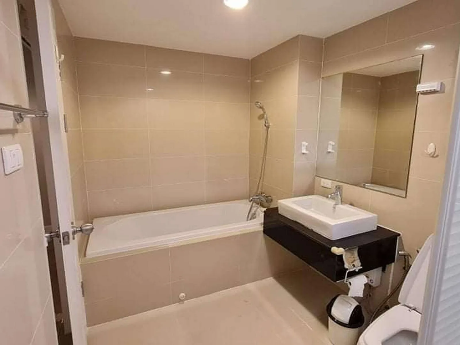 Belle Grand Rama 9 — photo 12
