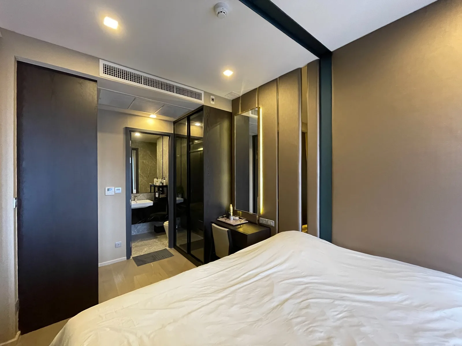 Ashton Asoke — photo 5