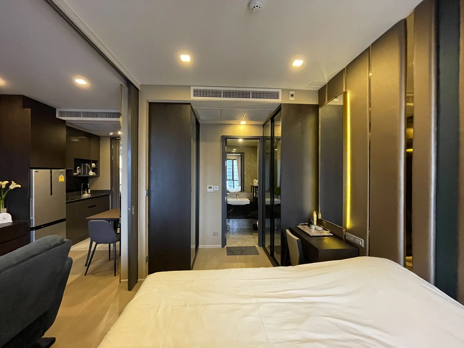 Ashton Asoke — photo 6